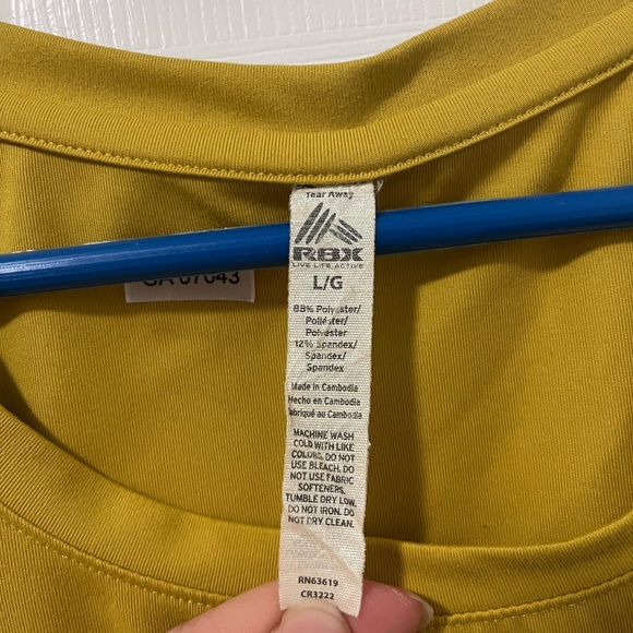 RBX Workout top. Size large. - Picture 2 of 2